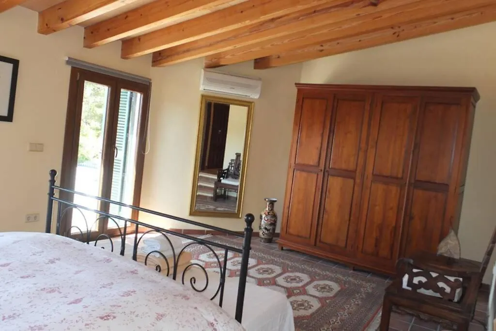 Villa Maria, Bonita Casa Con Jardin Y Piscina Privada En Andraitx 0*,  İspanya