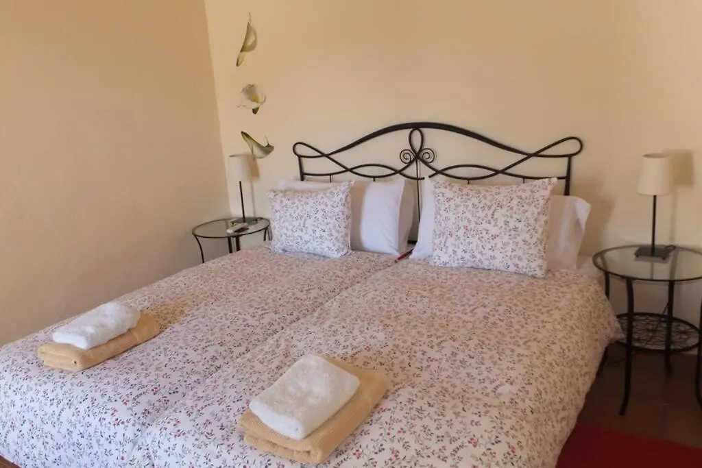 Villa Maria, bonita casa con jardín y piscina privada en Andraitx
